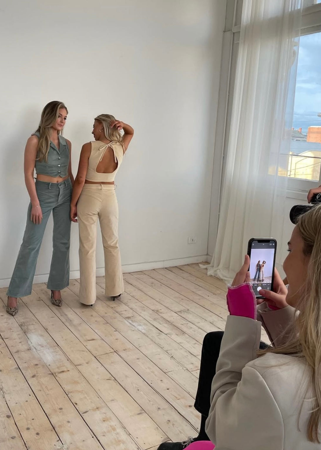 Corduroy flare pant - Beige with pink contrast stitching yoke detail