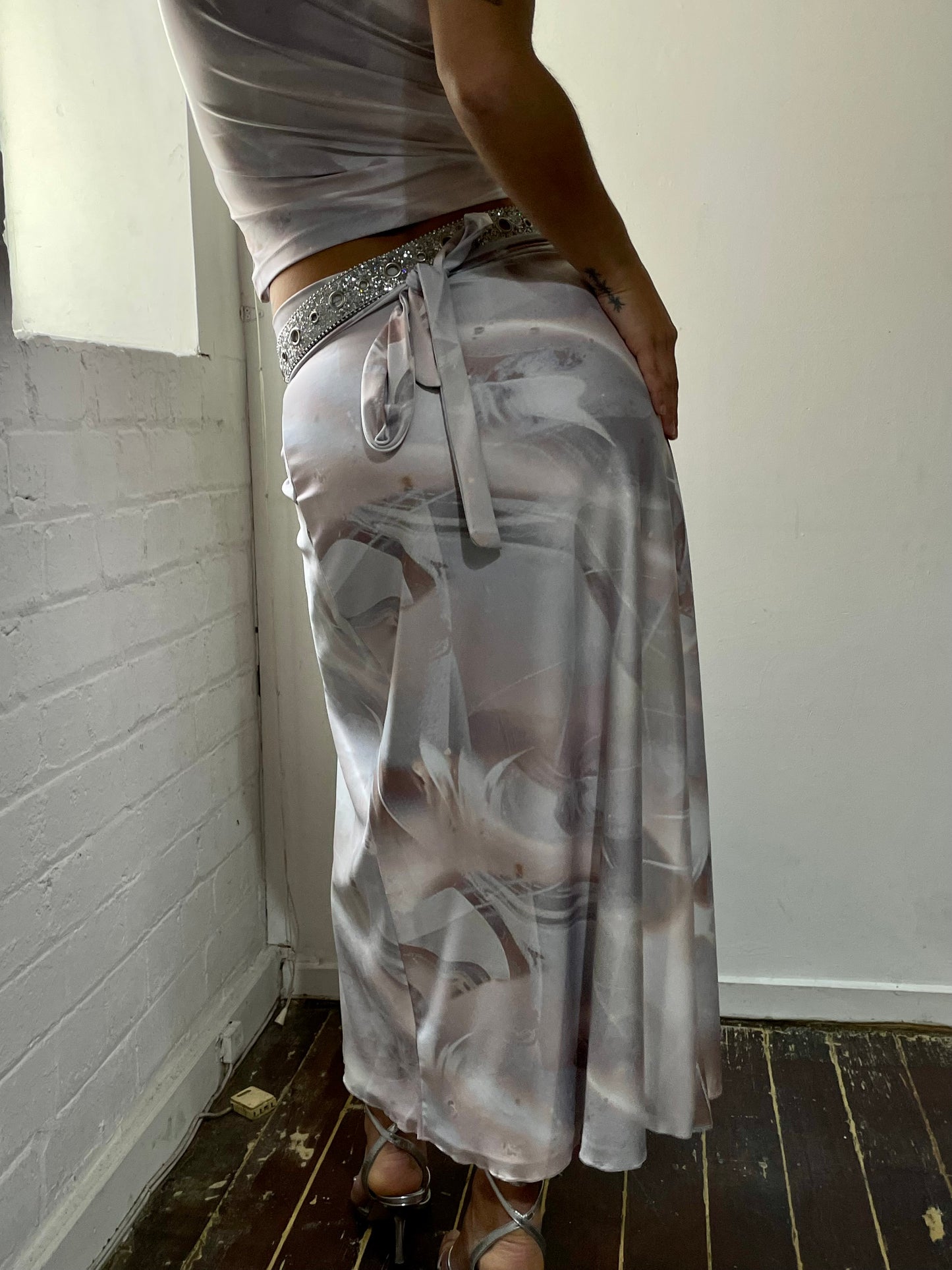 Pluto nights - tie up maxi skirt