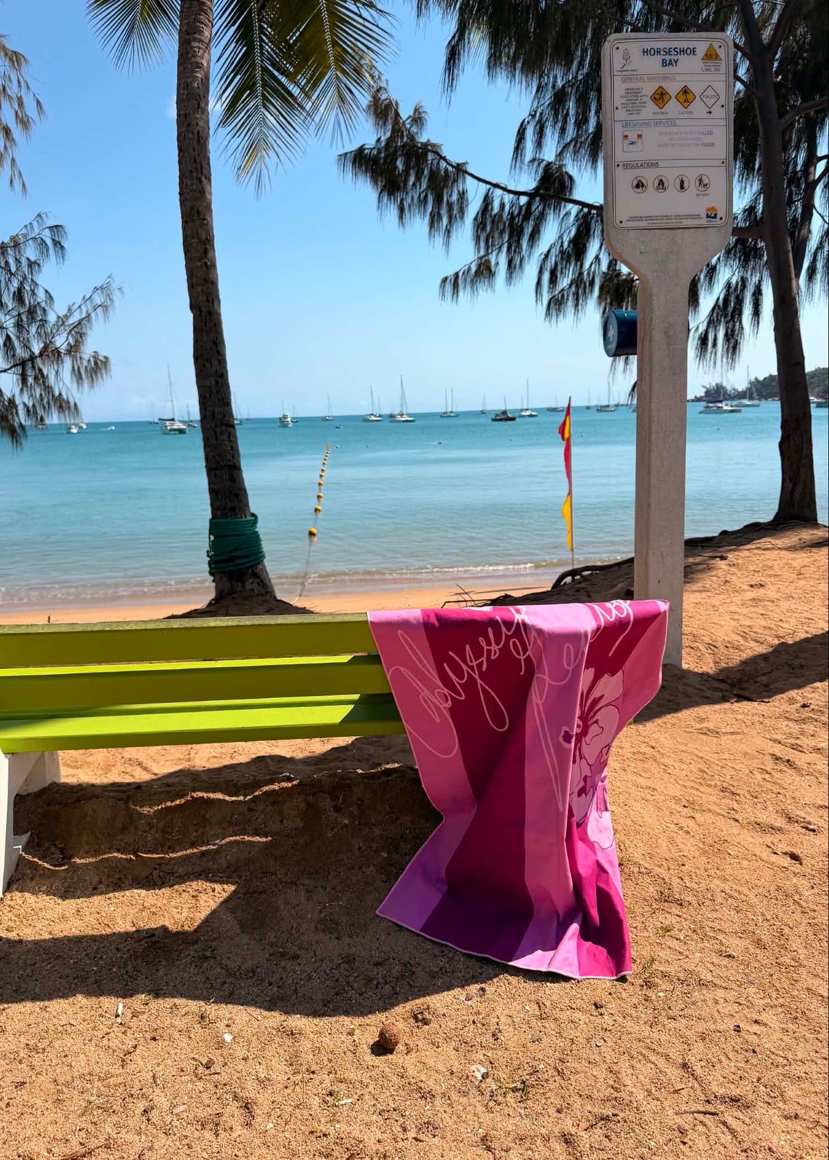 Travel towel - Reversible hibiscus