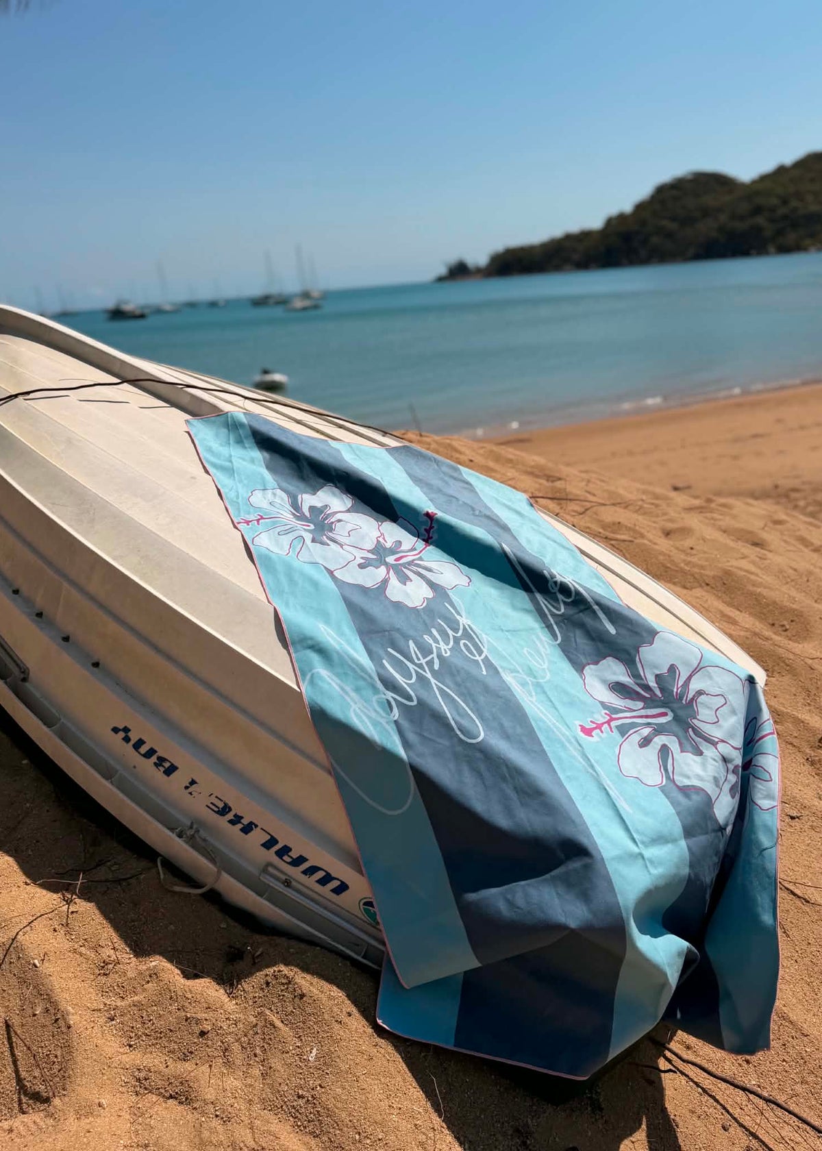 Travel towel - Reversible hibiscus